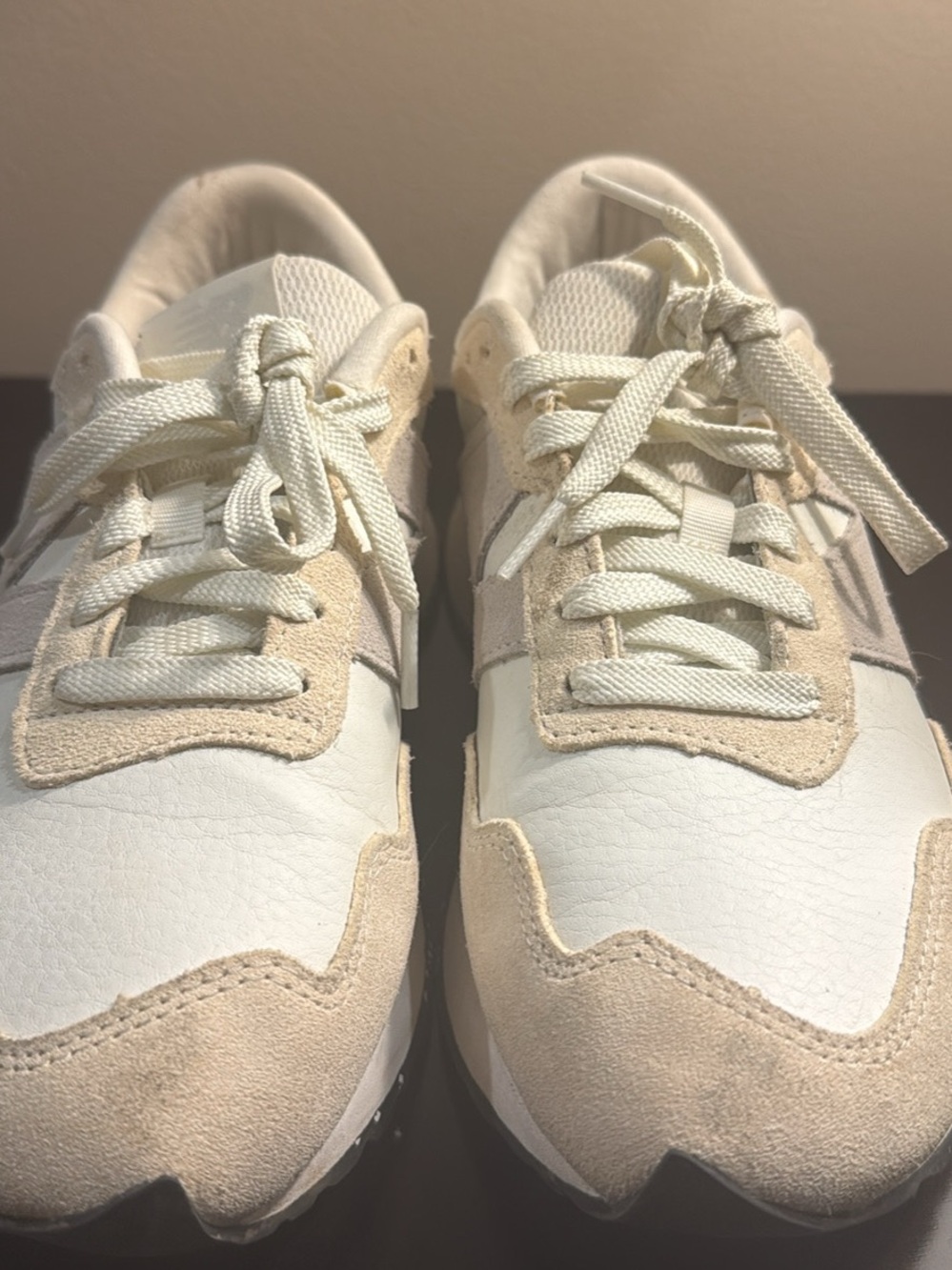 New Balance Women’s Sneakers in Cream and White - Picture 2 of 6